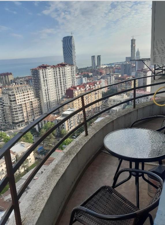 Ferienwohnung Bn Apartmen'T Batumi Exterior foto